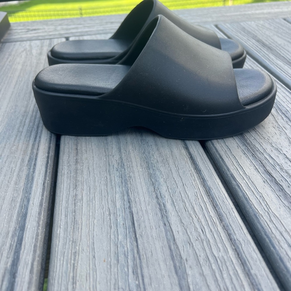 Women's Black Wedge Slide Sandals
